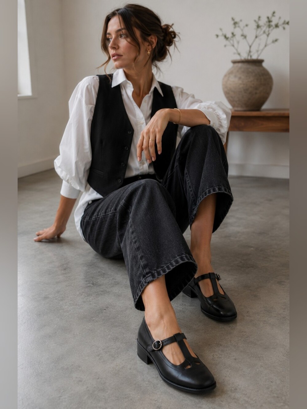 Thrills Black Leather Buckle Shoes